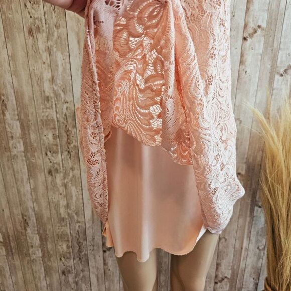 Emerald Sundae Pink Lace Spaghetti Strap Mini Dress Size S - Picture 4 of 8